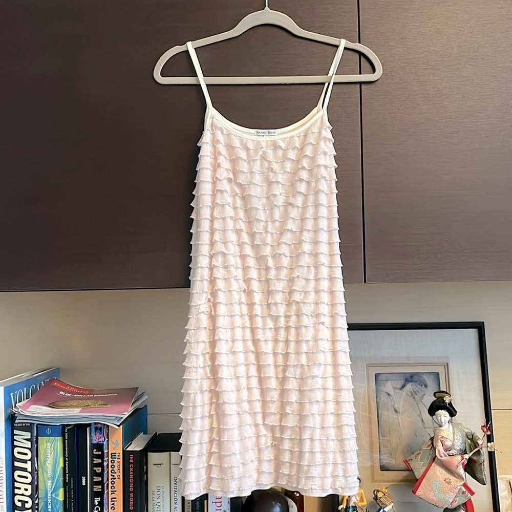 Scalloped Fitted Dress  M